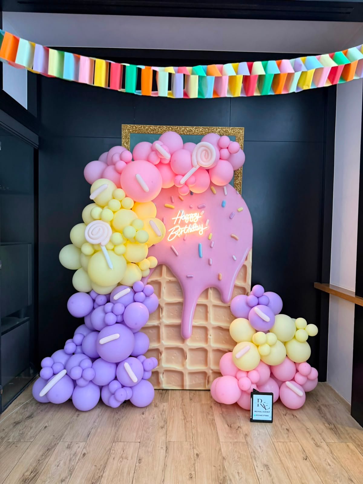 Pink graduation balloon backdrop
